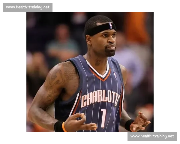 昆顿杰克逊vs蜘蛛人跨界对决力量与敏捷的巅峰较量揭秘传奇时刻