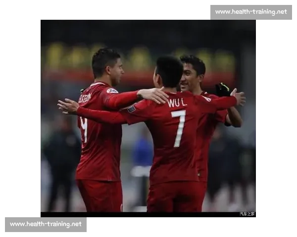 浦和红钻激战上海上港 亚冠赛场争锋引爆全场焦点