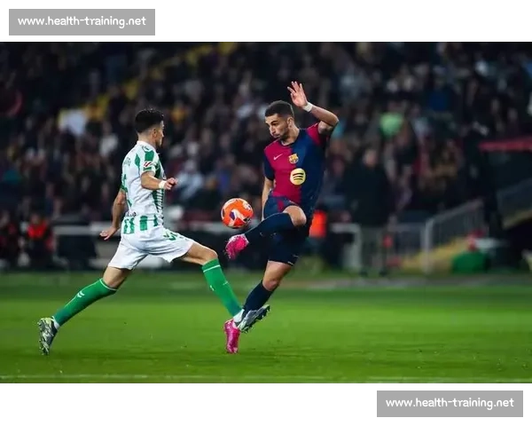 瓦伦西亚主场迎战皇马西甲焦点对决引爆争冠悬念之夜激情碰撞时刻