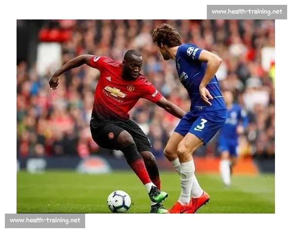 约翰逊对阵加瑟基的巅峰较量揭示赛场胜负关键走势解析战术与临场表现